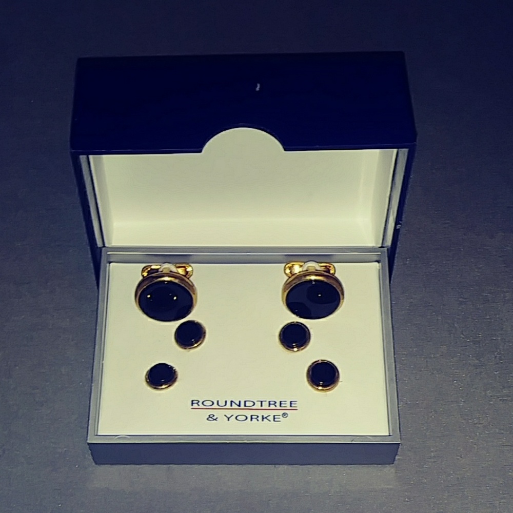Cuff Links and Studs ~ Onyx